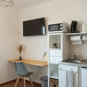  Appartement Studio Rénové Proche Centre-ville
